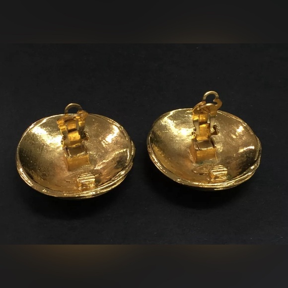 CHANEL CC Logo Gold Tone Earrings - Picture 6 of 8